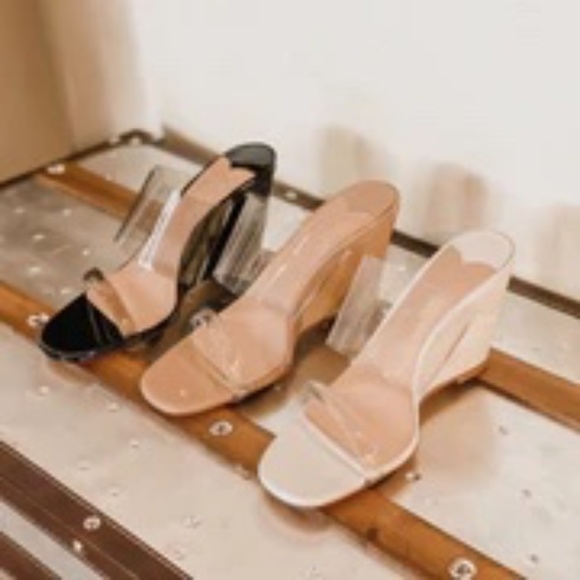 Tony Bianco Tanya Wedges